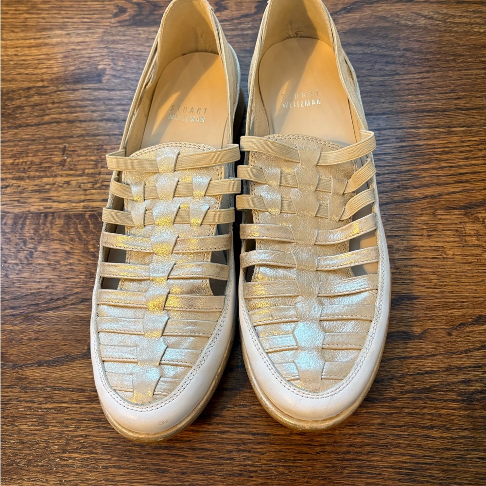Stuart Weitzman Women's gold Leather Strappy Shoes small wedge 6.5